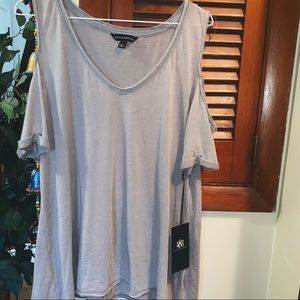 Rock & Republic cold shoulder tee